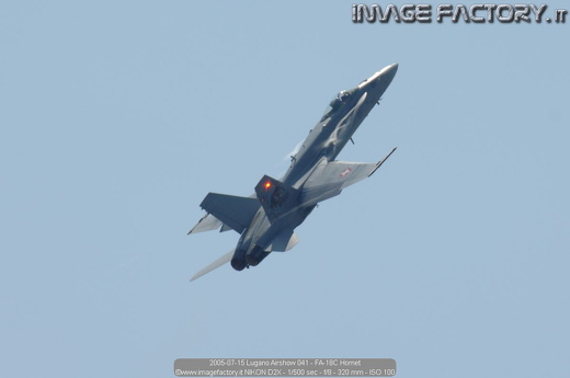2005-07-15 Lugano Airshow 041 - FA-18C Hornet